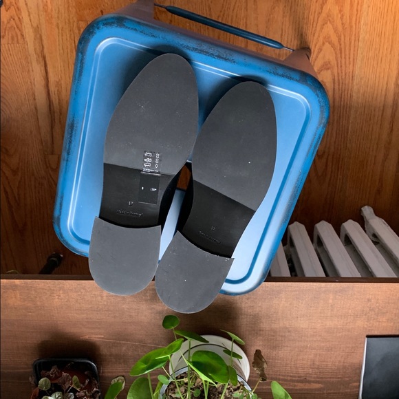 SOLD!!!! NWT COS Slip On Leather Shoes - Picture 4 of 6